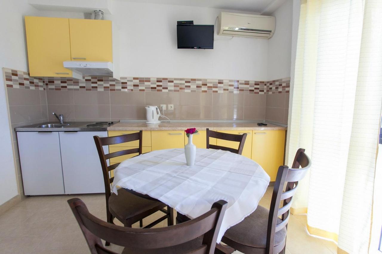 Apartments With A Parking Space Baska Voda, Makarska - 6761 Экстерьер фото